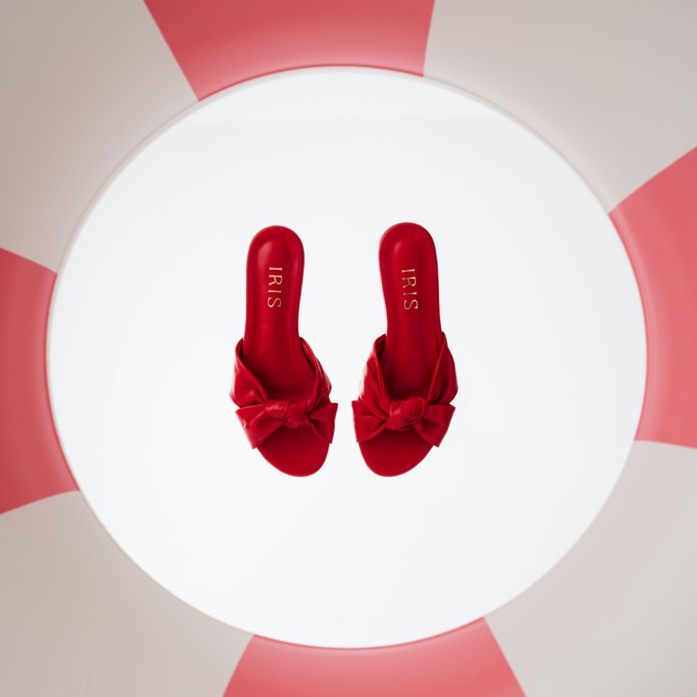 iris shoes- 1000x1000